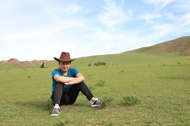 乾港集團(tuán)高層草原自駕游 乾港集團(tuán)高層草原自駕游