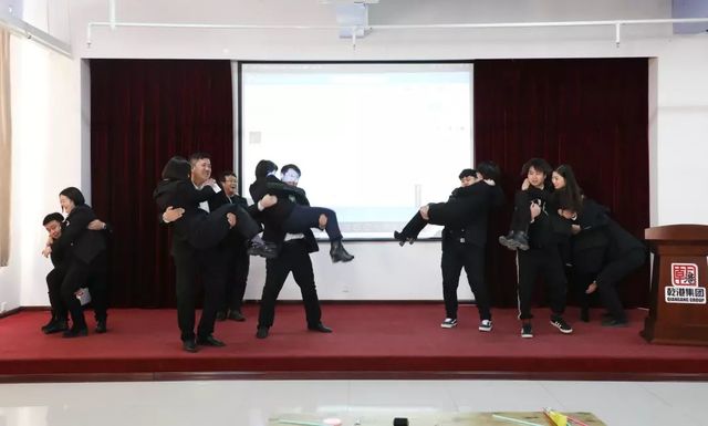 乾港生日會(huì) 乾港生日會(huì)